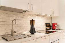 Alquiler por habitaciones en Madrid - New York: habitación con confort, comodidad y áreas compartidas Chamartín – Temporal  Alquiler por habitaciones en Madrid - New York: habitación con confort, comodidad y áreas compartidas Chamartín – Temporal