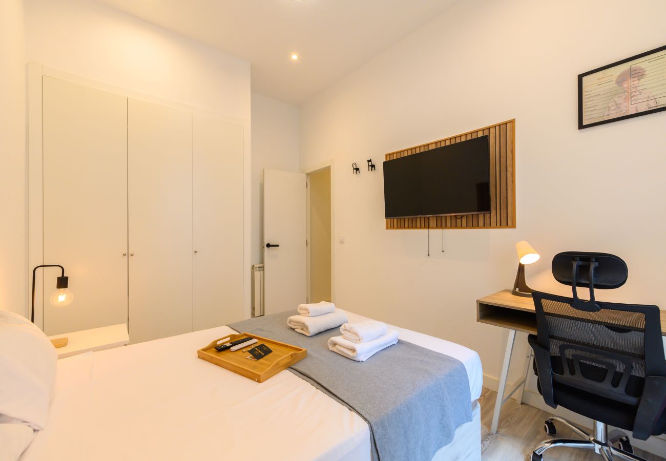 Alquiler por habitaciones en Madrid - Los Ángeles: habitación con comodidad y zonas compartidas Gran Vía-Madrid. Temporal Alquiler por habitaciones en Madrid - Los Ángeles: habitación con comodidad y zonas compartidas Gran Vía-Madrid. Temporal