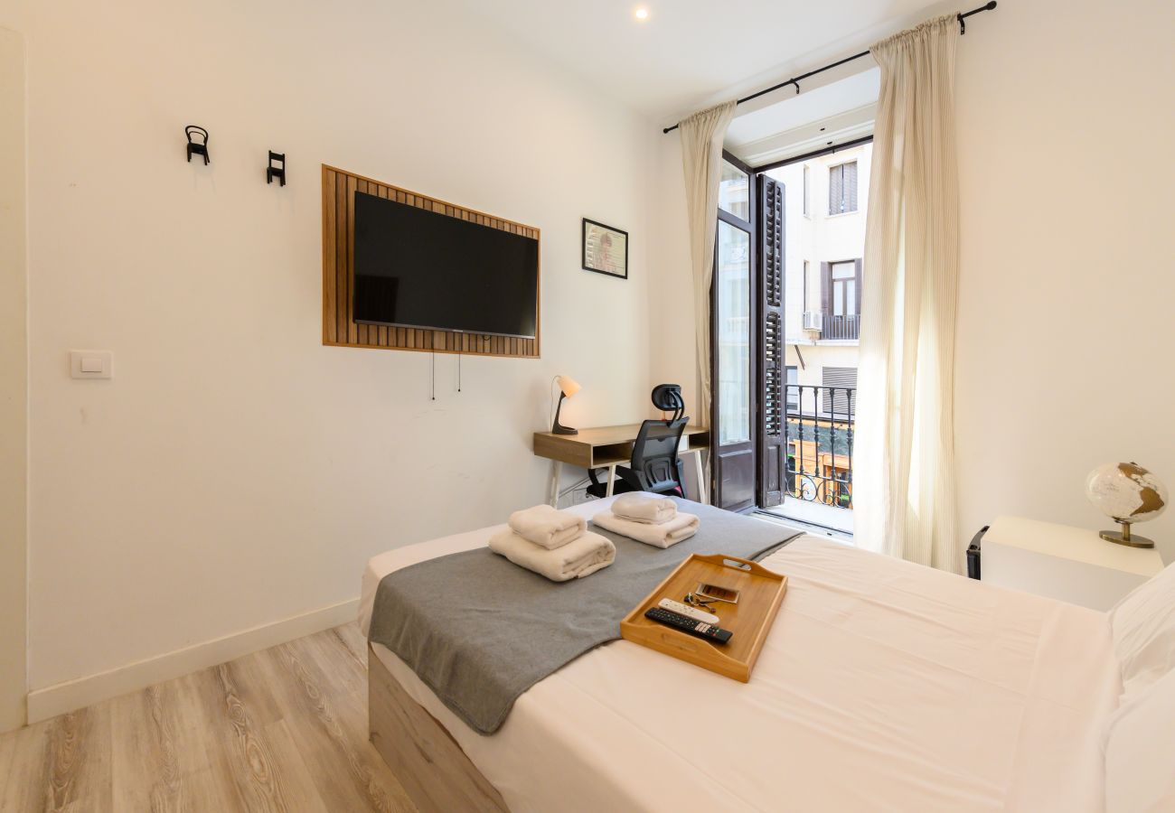 Alquiler por habitaciones en Madrid - Los Ángeles: habitación con comodidad y zonas compartidas Gran Vía-Madrid. Temporal Alquiler por habitaciones en Madrid - Los Ángeles: habitación con comodidad y zonas compartidas Gran Vía-Madrid. Temporal