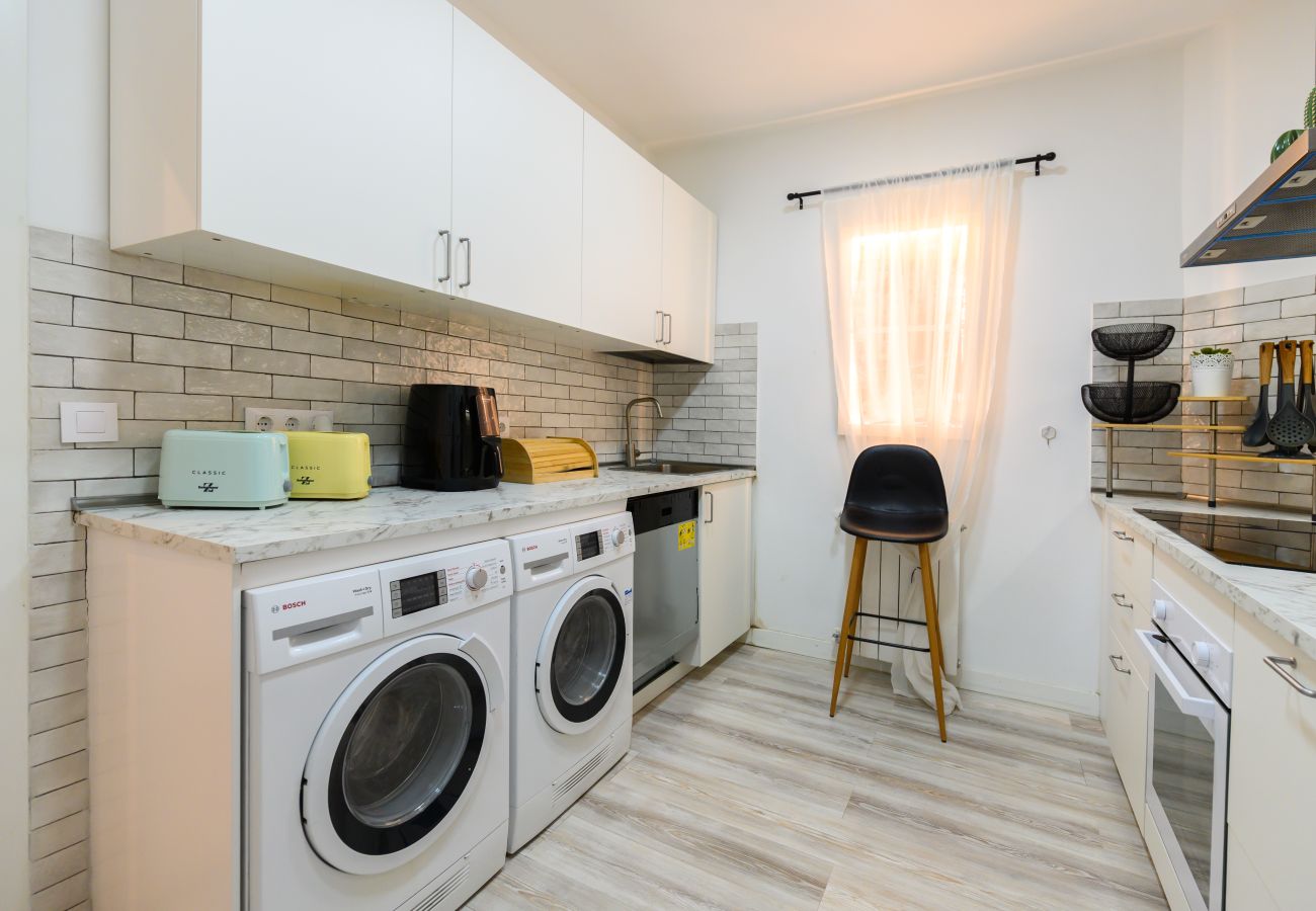 Alquiler por habitaciones en Madrid - Los Ángeles: habitación con comodidad y zonas compartidas Gran Vía-Madrid. Temporal Alquiler por habitaciones en Madrid - Los Ángeles: habitación con comodidad y zonas compartidas Gran Vía-Madrid. Temporal