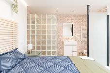 Alquiler por habitaciones en Madrid - Sucre: Habitación con confort y esencia boliviana en Madrid