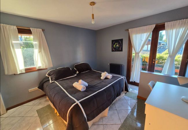 Casa en San Carlos de Bariloche - Casa Jardín Botánico Bariloche   – 6 habitaciones, 4 baños Casa en San Carlos de Bariloche - Casa Jardín Botánico Bariloche   – 6 habitaciones, 4 baños