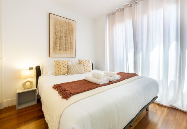 Apartamento en Madrid - Dúplex de 3 Dormitorios – Amplio, Luminoso cerca del Paseo de la Castellana .Temporal Apartamento en Madrid - Dúplex de 3 Dormitorios – Amplio, Luminoso cerca del Paseo de la Castellana .Temporal