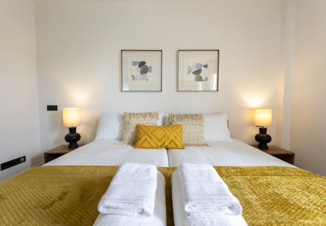 Apartamento en Madrid - Dúplex de 3 Dormitorios – Amplio, Luminoso cerca del Paseo de la Castellana .Temporal Apartamento en Madrid - Dúplex de 3 Dormitorios – Amplio, Luminoso cerca del Paseo de la Castellana .Temporal