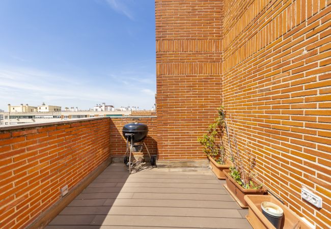 Apartamento en Madrid - Dúplex de 3 Dormitorios – Amplio, Luminoso cerca del Paseo de la Castellana .Temporal Apartamento en Madrid - Dúplex de 3 Dormitorios – Amplio, Luminoso cerca del Paseo de la Castellana .Temporal