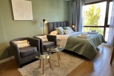 Estudio en San Carlos de Bariloche - Grinly con vista al lago y estacionamiento en Bariloche 