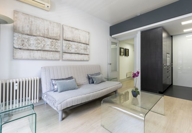 Apartamento en Madrid - Piso de 1 dormitorio con terraza-Alquiler mensual en Madrid  Apartamento en Madrid - Piso de 1 dormitorio con terraza-Alquiler mensual en Madrid