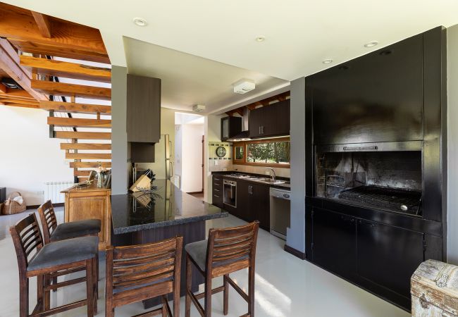 Casa en San Carlos de Bariloche - Casa con costa al lago Gutiérrez en Bariloche Casa en San Carlos de Bariloche - Casa con costa al lago Gutiérrez en Bariloche