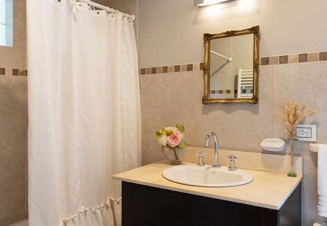 Casa en San Carlos de Bariloche - Casa con costa al lago Gutiérrez en Bariloche Casa en San Carlos de Bariloche - Casa con costa al lago Gutiérrez en Bariloche