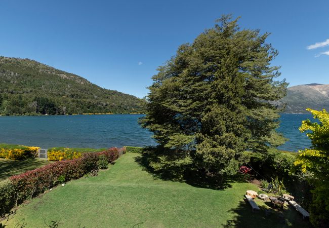 Casa en San Carlos de Bariloche - Casa con costa al lago Gutiérrez en Bariloche Casa en San Carlos de Bariloche - Casa con costa al lago Gutiérrez en Bariloche
