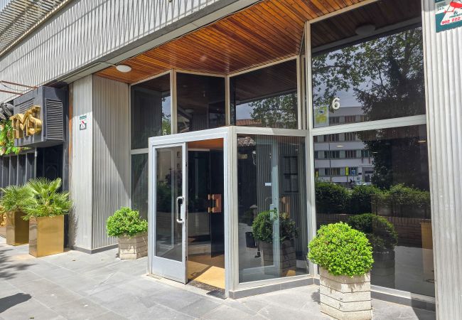 Apartamento en Madrid - Alquiler Mensual en Madrid – Piso Exterior con 1 Dormitorio + Estudio y 2 Baños.Temporal Apartamento en Madrid - Alquiler Mensual en Madrid – Piso Exterior con 1 Dormitorio + Estudio y 2 Baños.Temporal