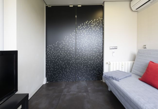 Apartamento en Madrid - Alquiler Mensual en Madrid – Piso Exterior con 1 Dormitorio + Estudio y 2 Baños.Temporal Apartamento en Madrid - Alquiler Mensual en Madrid – Piso Exterior con 1 Dormitorio + Estudio y 2 Baños.Temporal