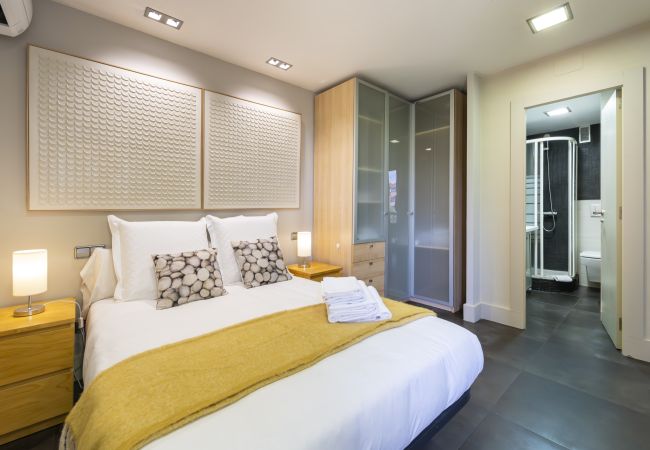 Apartamento en Madrid - Alquiler Mensual en Madrid – Piso Exterior con 1 Dormitorio + Estudio y 2 Baños.Temporal Apartamento en Madrid - Alquiler Mensual en Madrid – Piso Exterior con 1 Dormitorio + Estudio y 2 Baños.Temporal