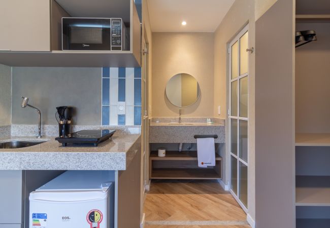 Apartamento en Rio de Janeiro - Acogedor a pocos pasos de la playa de Copacabana | Q13 e 16 Apartamento en Rio de Janeiro - Acogedor a pocos pasos de la playa de Copacabana | Q13 e 16