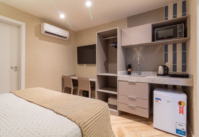Apartamento en Rio de Janeiro - Acogedor a pocos pasos de la playa de Copacabana | Q13 e 16 Apartamento en Rio de Janeiro - Acogedor a pocos pasos de la playa de Copacabana | Q13 e 16