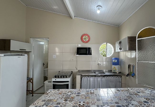 Casa en Caraguatatuba - Casa confortável, bem equipada com Wi-Fi e garagem Casa en Caraguatatuba - Casa confortável, bem equipada com Wi-Fi e garagem