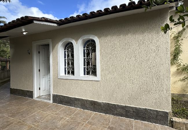 Casa en Caraguatatuba - Casa confortável, bem equipada com Wi-Fi e garagem Casa en Caraguatatuba - Casa confortável, bem equipada com Wi-Fi e garagem