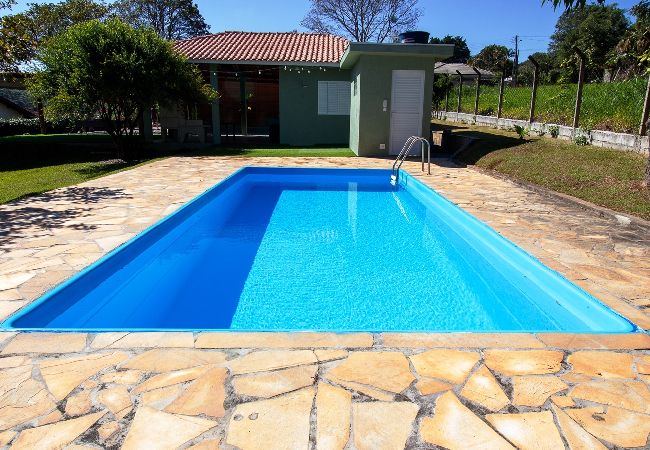 Casa en Bragança Paulista - Incrível chácara com lazer completo,WiFi e piscina