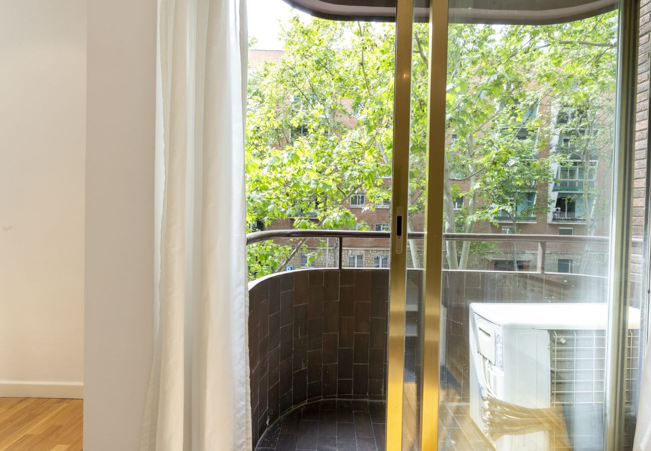 Apartamento en Madrid - Piso de 1 dormitorio y balcón -Alquiler Temporal en Madrid  Apartamento en Madrid - Piso de 1 dormitorio y balcón -Alquiler Temporal en Madrid