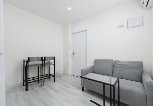 Apartamento en Madrid - Alquiler Mensual en Madrid – Piso moderno de 1 dormitorio Apartamento en Madrid - Alquiler Mensual en Madrid – Piso moderno de 1 dormitorio
