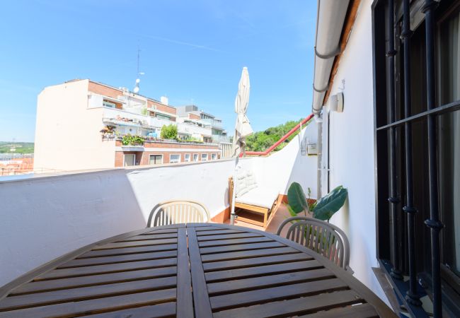 Apartamento en Madrid - Piso de dos dormitorios-Terraza y balcón en Madrid. Temporal Apartamento en Madrid - Piso de dos dormitorios-Terraza y balcón en Madrid. Temporal
