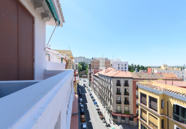Apartamento en Madrid - Piso de dos dormitorios-Terraza y balcón en Madrid. Temporal Apartamento en Madrid - Piso de dos dormitorios-Terraza y balcón en Madrid. Temporal