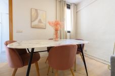 Apartamento en Madrid - Piso de dos dormitorios-Terraza y balcón en Madrid