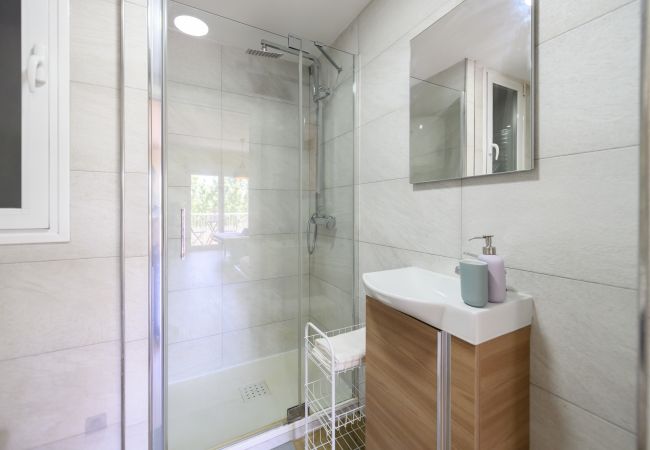 Estudio en Madrid - Estudio con balcón – Todo lo que necesitas para una estancia perfecta en Madrid. Temporal Estudio en Madrid - Estudio con balcón – Todo lo que necesitas para una estancia perfecta en Madrid. Temporal