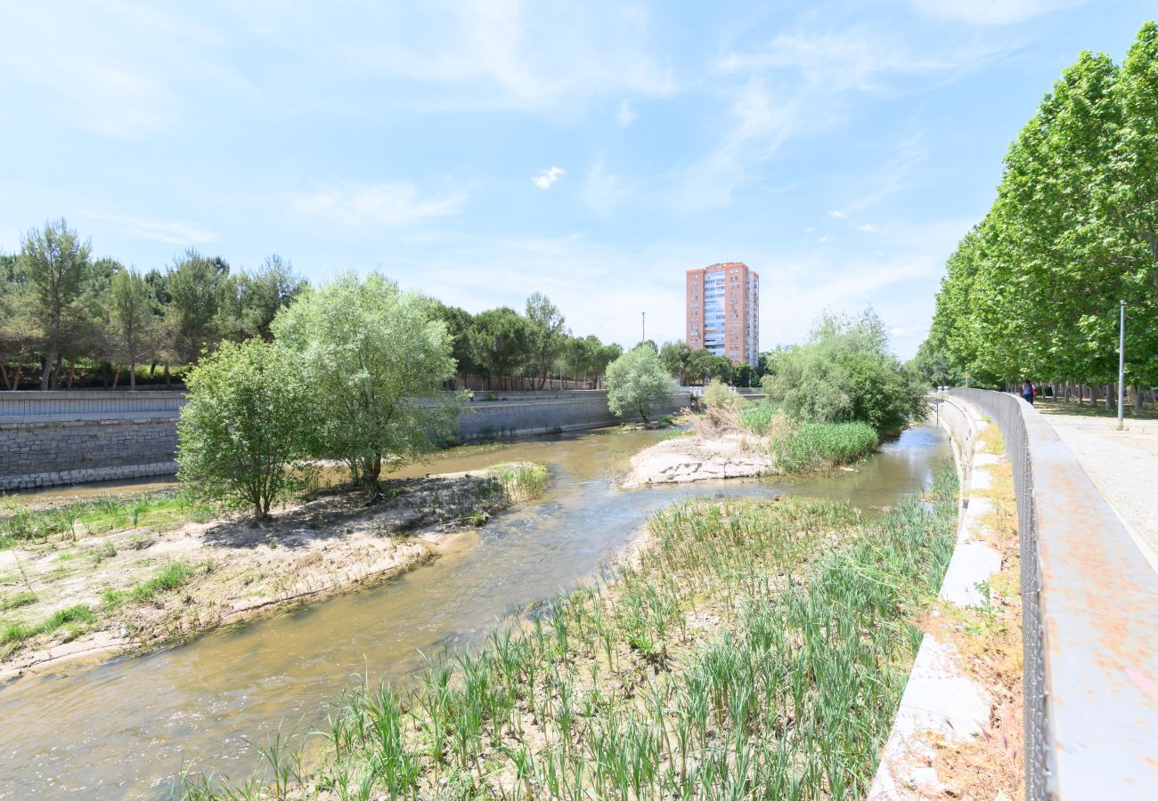 Estudio en Madrid - Estudio con balcón – Todo lo que necesitas para una estancia perfecta en Madrid. Temporal Estudio en Madrid - Estudio con balcón – Todo lo que necesitas para una estancia perfecta en Madrid. Temporal