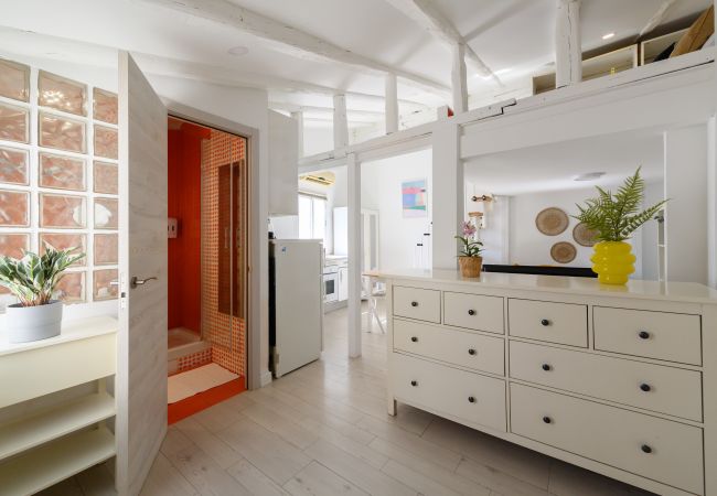 Apartamento en Madrid - Piso tipo loft de 1 dormitorio en el centro de Madrid Apartamento en Madrid - Piso tipo loft de 1 dormitorio en el centro de Madrid