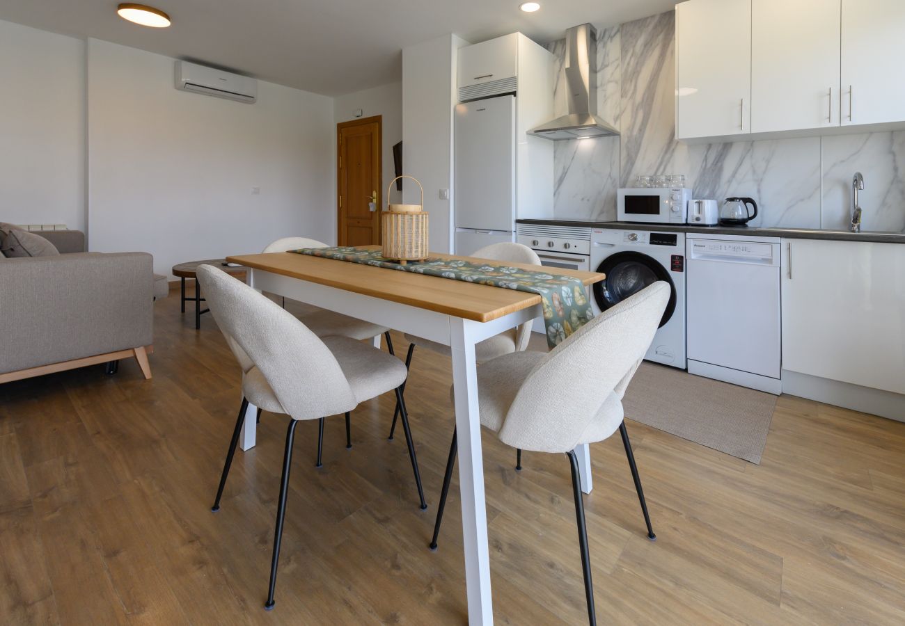 Apartamento en Madrid - Piso moderno de 1 dormitorio con ventanales y sofá cama para invitados en Madrid.Temporal  Apartamento en Madrid - Piso moderno de 1 dormitorio con ventanales y sofá cama para invitados en Madrid.Temporal