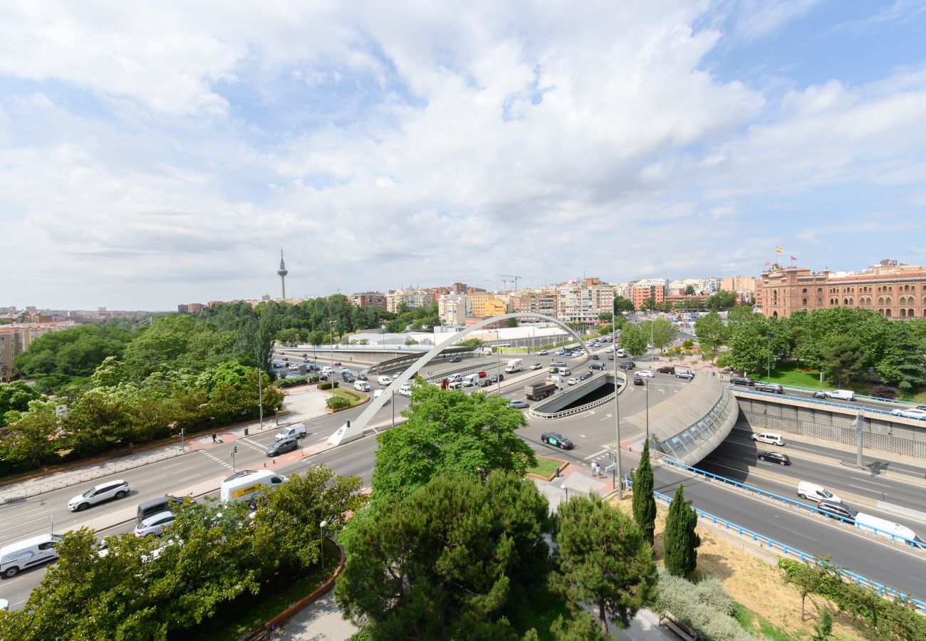 Apartamento en Madrid - Piso moderno de 1 dormitorio con ventanales y sofá cama para invitados en Madrid.Temporal  Apartamento en Madrid - Piso moderno de 1 dormitorio con ventanales y sofá cama para invitados en Madrid.Temporal