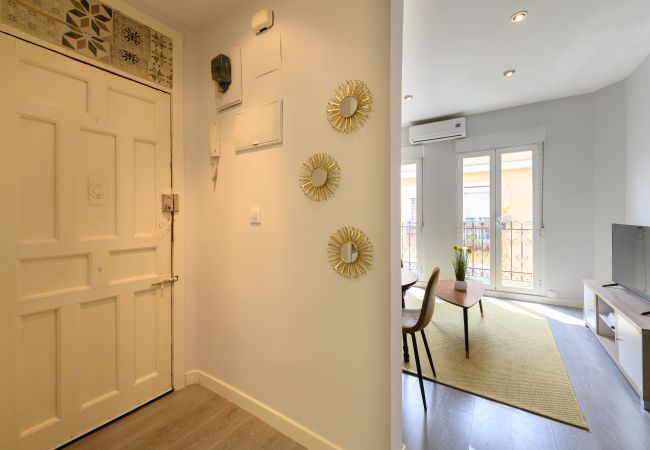 Apartamento en Madrid - Piso de 2 dormitorios con balcón en Madrid Apartamento en Madrid - Piso de 2 dormitorios con balcón en Madrid