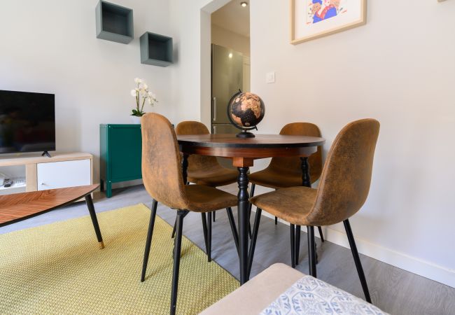 Apartamento en Madrid - Piso de 2 dormitorios con balcón en Madrid Apartamento en Madrid - Piso de 2 dormitorios con balcón en Madrid