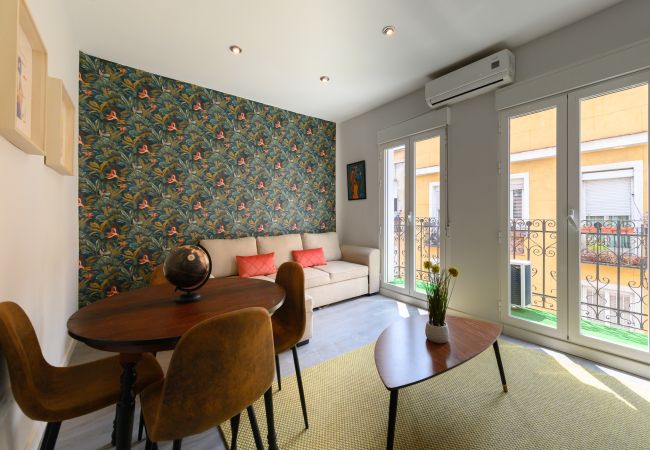 Apartamento en Madrid - Piso de 2 dormitorios con balcón en Madrid Apartamento en Madrid - Piso de 2 dormitorios con balcón en Madrid