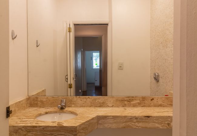 Apartamento en Rio de Janeiro - A 2 minutos de la playa de Copacabana | D302 Apartamento en Rio de Janeiro - A 2 minutos de la playa de Copacabana | D302