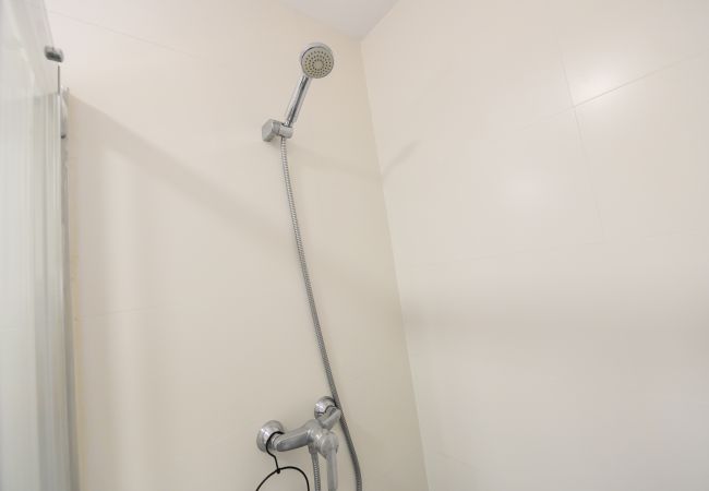 Apartamento en Madrid - Piso de 1 Dormitorio en Chamartín-Madrid, Ideal para Parejas o Profesionales. Temporal Apartamento en Madrid - Piso de 1 Dormitorio en Chamartín-Madrid, Ideal para Parejas o Profesionales. Temporal