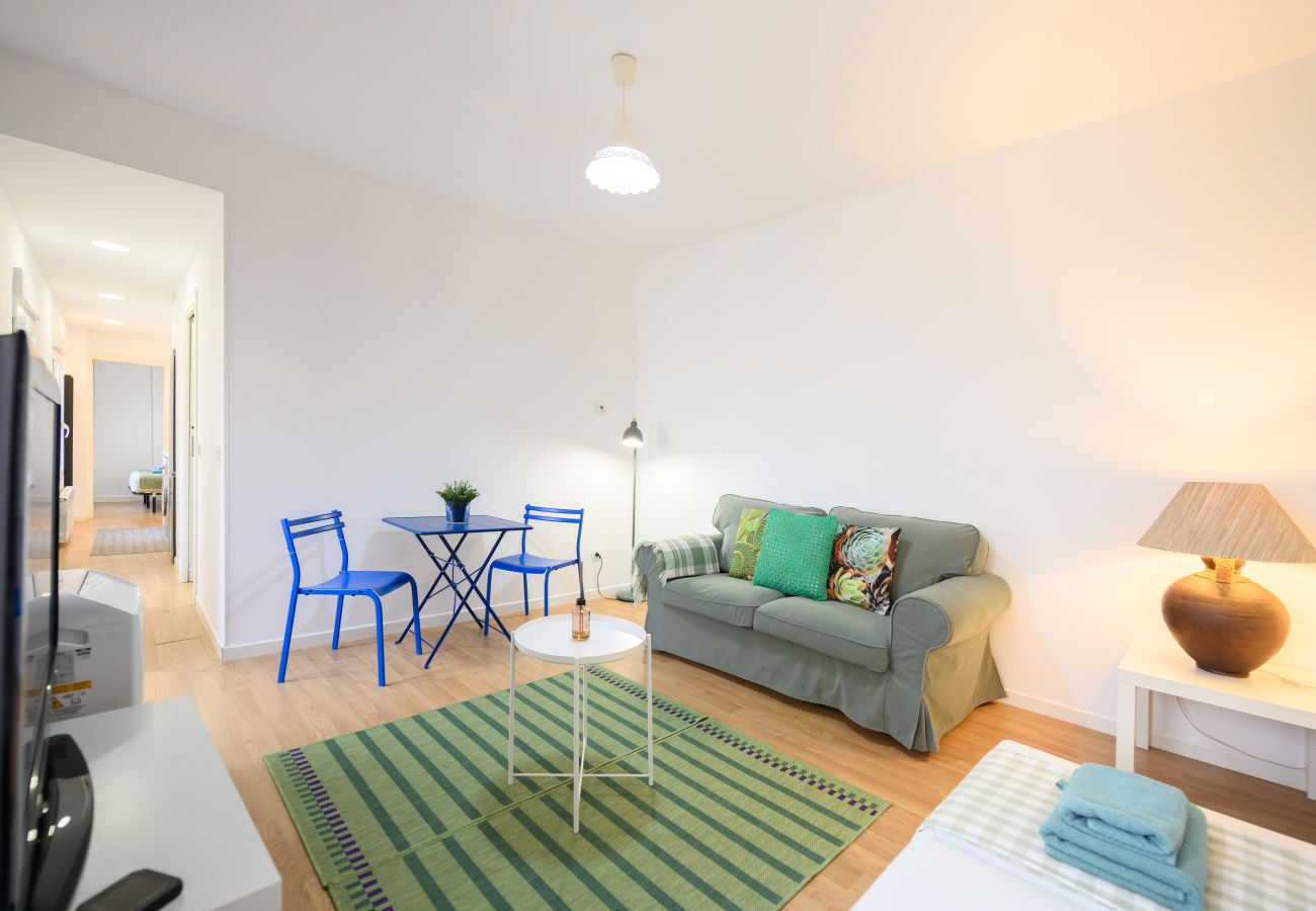 Apartamento en Madrid - Piso de 1 Dormitorio en Chamartín-Madrid, Ideal para Parejas o Profesionales. Temporal Apartamento en Madrid - Piso de 1 Dormitorio en Chamartín-Madrid, Ideal para Parejas o Profesionales. Temporal