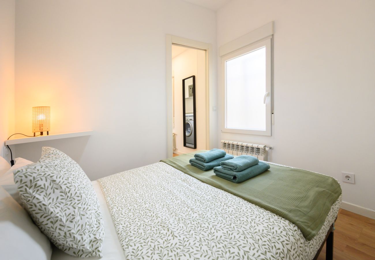 Apartamento en Madrid - Piso de 1 Dormitorio en Chamartín-Madrid, Ideal para Parejas o Profesionales. Temporal Apartamento en Madrid - Piso de 1 Dormitorio en Chamartín-Madrid, Ideal para Parejas o Profesionales. Temporal