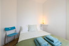 Apartamento en Madrid - Piso de 1 Dormitorio en Chamartín-Madrid, Ideal para Parejas o Profesionales