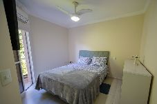 Apartamento en Guarujá - Apto completo com wi-fi, ar-cond a 200m da praia