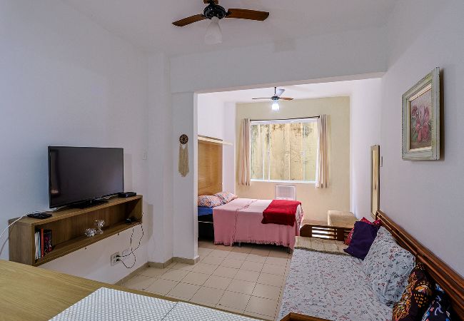 Apartamento en Rio de Janeiro - Loft c/ Ar e Wi-Fi a 100m da Praia de Copacabana Apartamento en Rio de Janeiro - Loft c/ Ar e Wi-Fi a 100m da Praia de Copacabana