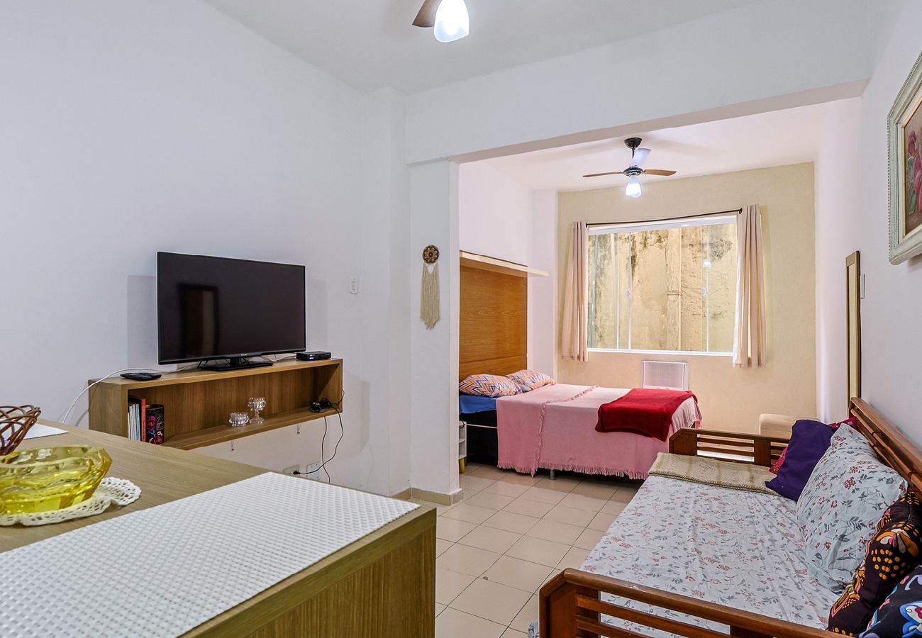 Apartamento en Rio de Janeiro - Loft c/ Ar e Wi-Fi a 100m da Praia de Copacabana Apartamento en Rio de Janeiro - Loft c/ Ar e Wi-Fi a 100m da Praia de Copacabana