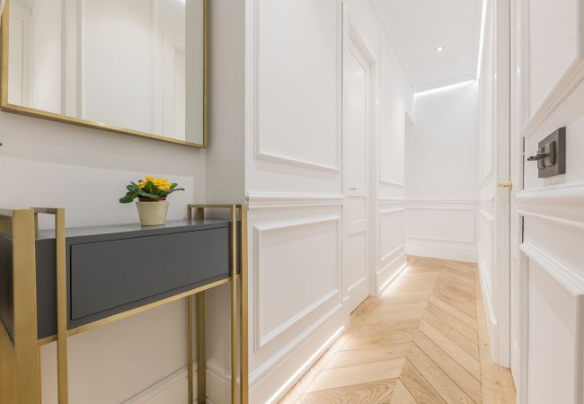 Apartamento en Madrid - Exclusivo Piso de Lujo en el Barrio de Salamanca – Elegancia y Confort en el Corazón de Madrid .Temporal  Apartamento en Madrid - Exclusivo Piso de Lujo en el Barrio de Salamanca – Elegancia y Confort en el Corazón de Madrid .Temporal