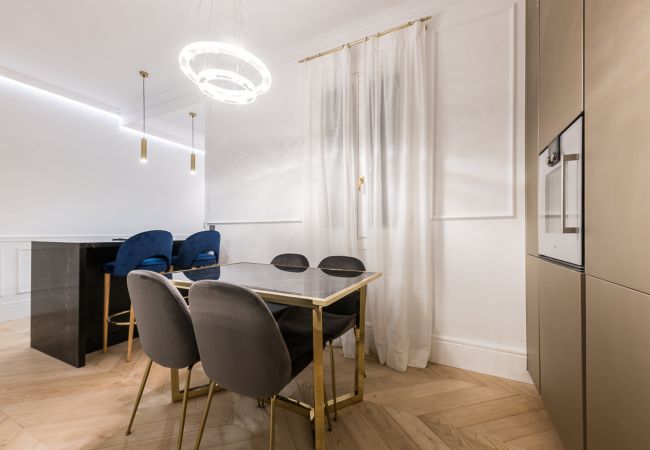 Apartamento en Madrid - Exclusivo Piso de Lujo en el Barrio de Salamanca – Elegancia y Confort en el Corazón de Madrid .Temporal  Apartamento en Madrid - Exclusivo Piso de Lujo en el Barrio de Salamanca – Elegancia y Confort en el Corazón de Madrid .Temporal