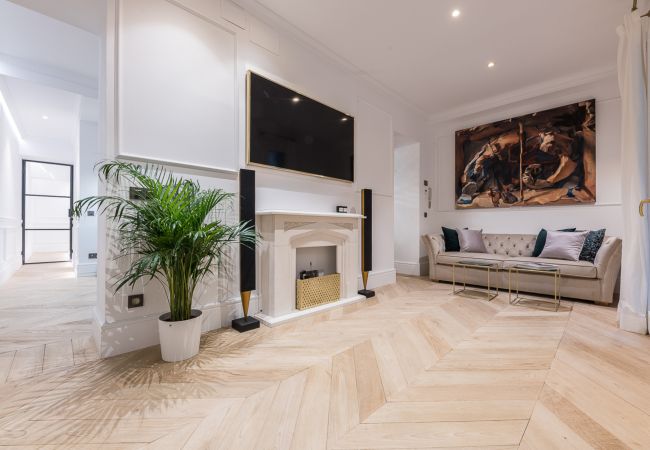 Apartamento en Madrid - Exclusivo Piso de Lujo en el Barrio de Salamanca – Elegancia y Confort en el Corazón de Madrid .Temporal  Apartamento en Madrid - Exclusivo Piso de Lujo en el Barrio de Salamanca – Elegancia y Confort en el Corazón de Madrid .Temporal