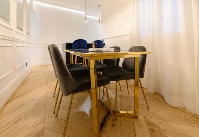 Apartamento en Madrid - Exclusivo Piso de Lujo en el Barrio de Salamanca – Elegancia y Confort en el Corazón de Madrid .Temporal  Apartamento en Madrid - Exclusivo Piso de Lujo en el Barrio de Salamanca – Elegancia y Confort en el Corazón de Madrid .Temporal