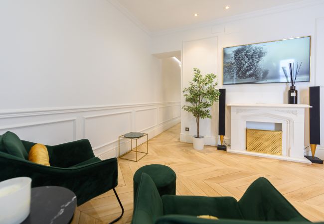 Apartamento en Madrid - Exclusivo Piso de Lujo en el Barrio de Salamanca – Elegancia y Confort en el Corazón de Madrid .Temporal  Apartamento en Madrid - Exclusivo Piso de Lujo en el Barrio de Salamanca – Elegancia y Confort en el Corazón de Madrid .Temporal