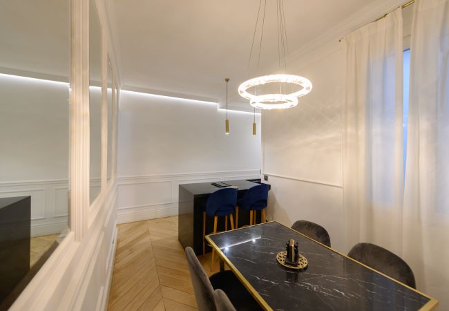 Apartamento en Madrid - Exclusivo Piso de Lujo en el Barrio de Salamanca – Elegancia y Confort en el Corazón de Madrid .Temporal  Apartamento en Madrid - Exclusivo Piso de Lujo en el Barrio de Salamanca – Elegancia y Confort en el Corazón de Madrid .Temporal