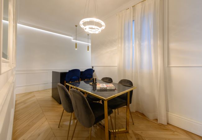 Apartamento en Madrid - Exclusivo Piso de Lujo en el Barrio de Salamanca – Elegancia y Confort en el Corazón de Madrid .Temporal  Apartamento en Madrid - Exclusivo Piso de Lujo en el Barrio de Salamanca – Elegancia y Confort en el Corazón de Madrid .Temporal